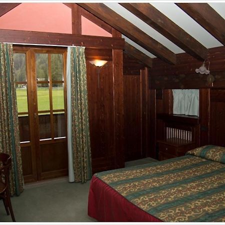 Hotel California Камполук Экстерьер фото