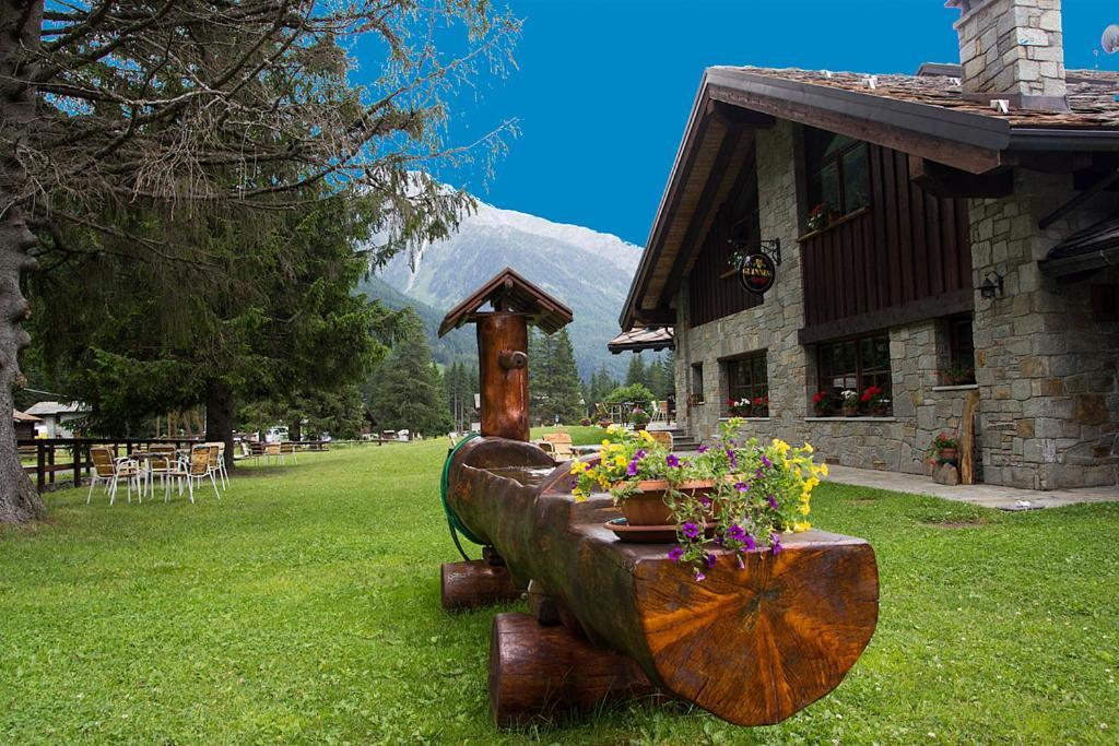 Hotel California Камполук Экстерьер фото